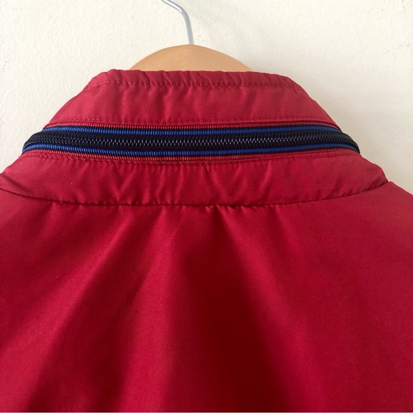 Vintage L.L. Bean Windbreaker with Hidden Hood and Zipper Pockets Size Large - Picture 8 of 12
